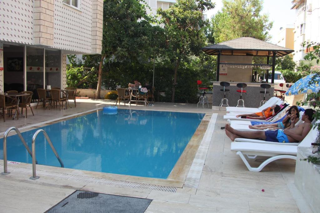 Otel Guenduez Antalia Esterno foto
